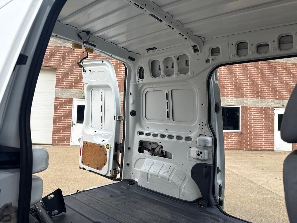 Ford Transit Connect XL with Rear Door Glass 2012