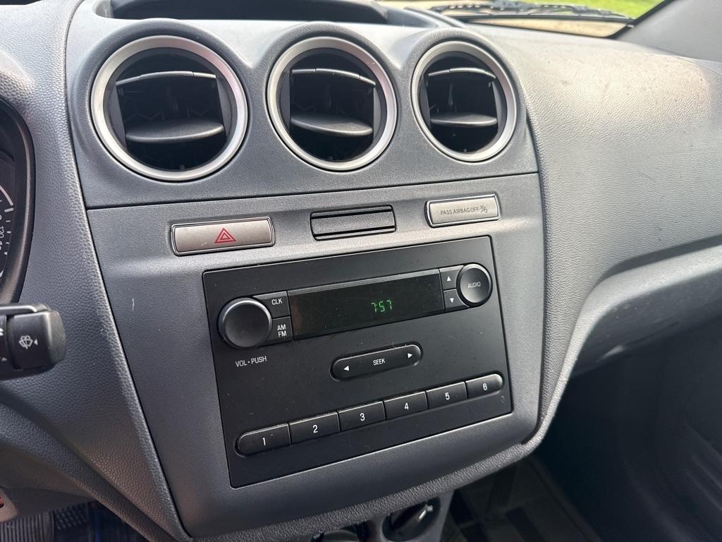 Ford Transit Connect XL with Rear Door Glass 2012