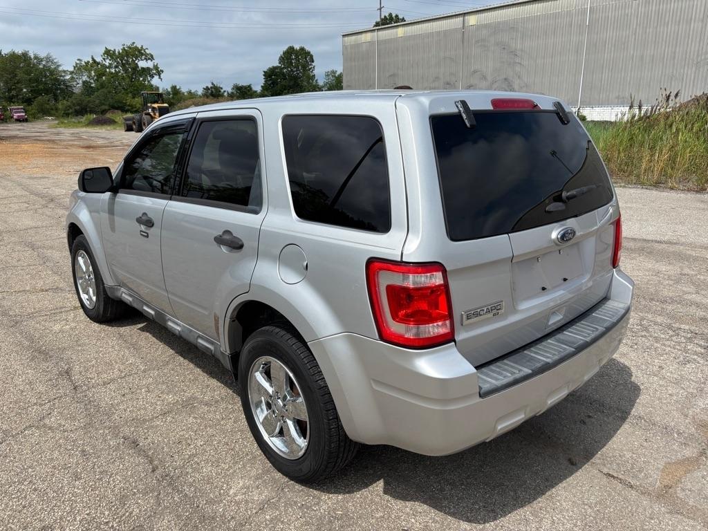 Ford Escape XLT FWD 2012