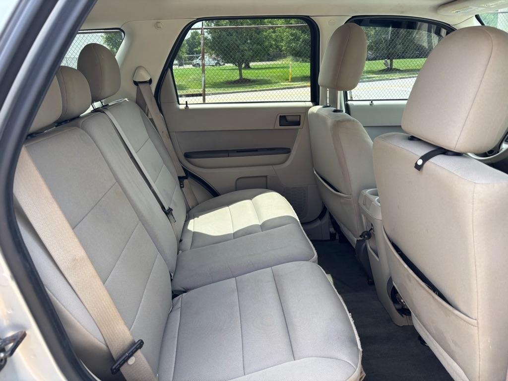 Ford Escape XLT FWD 2012
