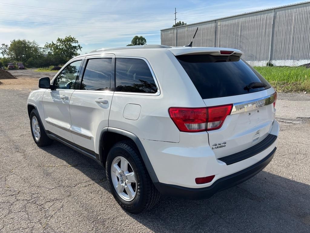 Jeep Grand Cherokee Laredo 4WD 2012
