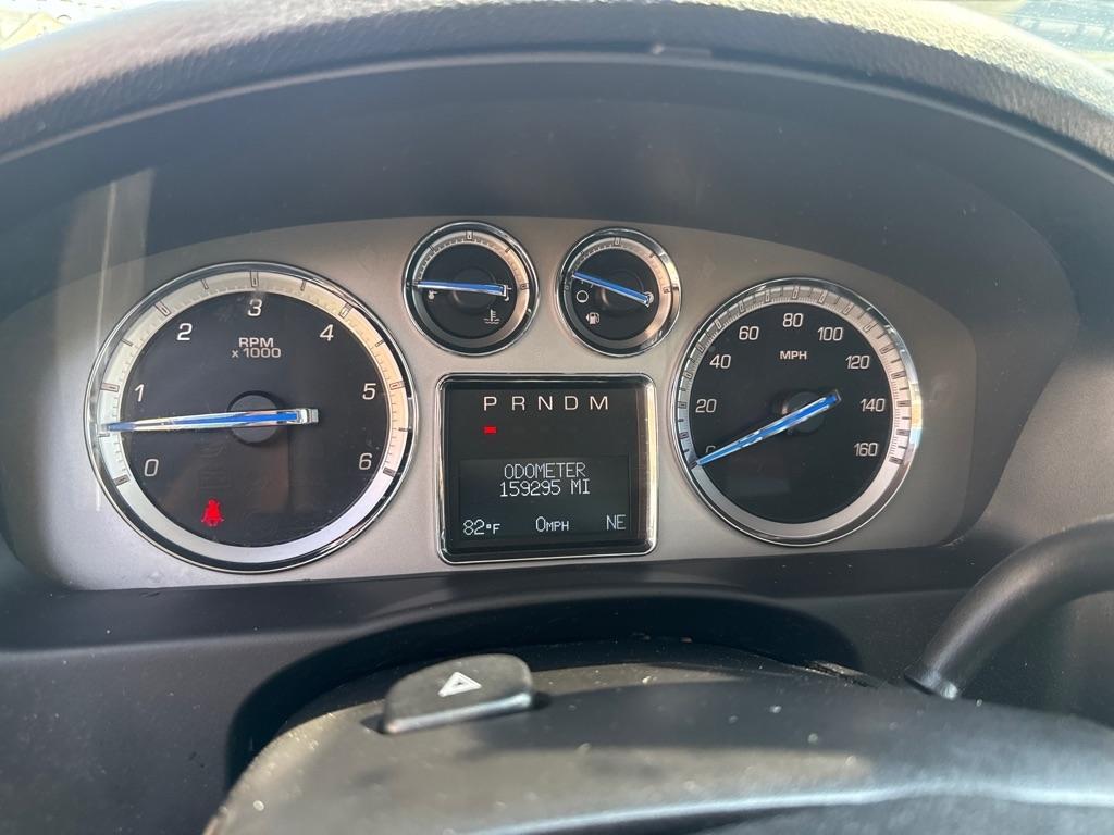 Cadillac Escalade AWD Premium 2011