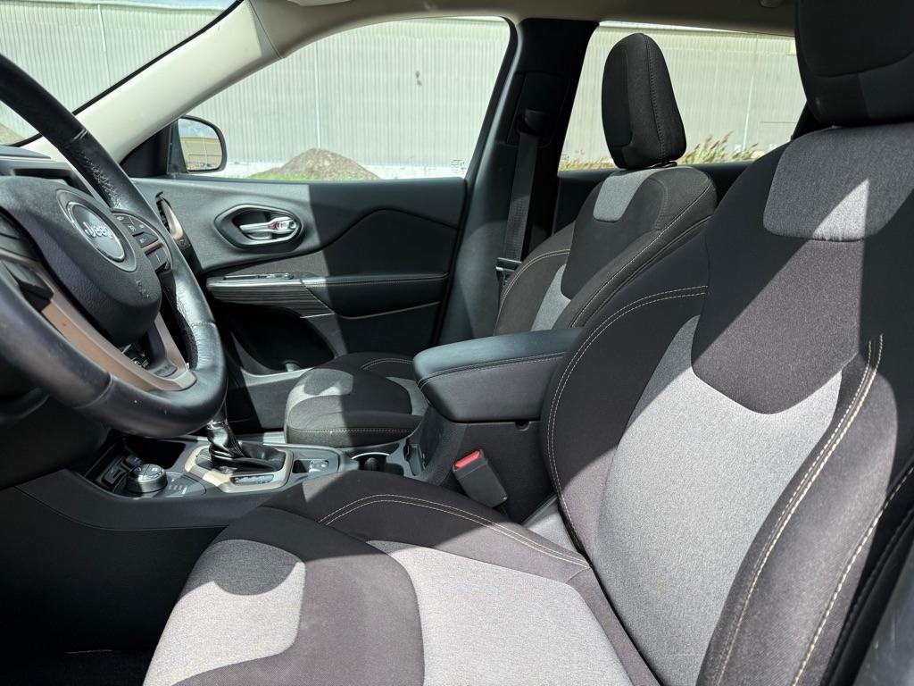 Jeep Cherokee Latitude 4WD 2014