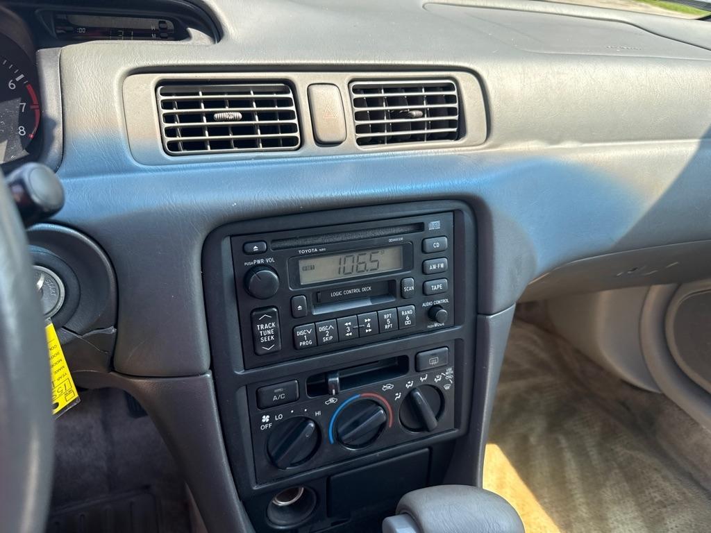 Toyota Camry CE 1999