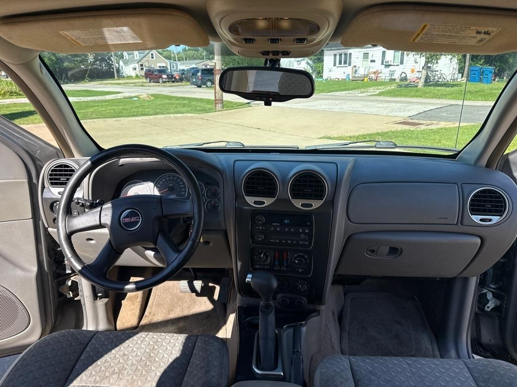 GMC Envoy XUV SLE 4WD 2005