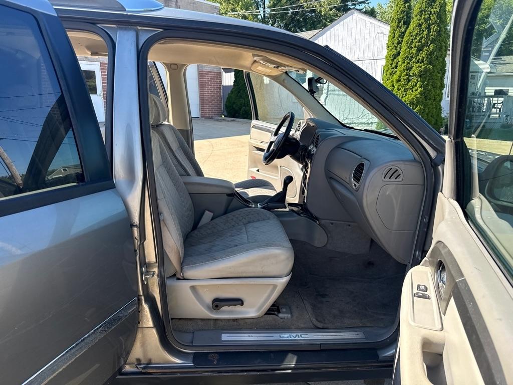 GMC Envoy XUV SLE 4WD 2005