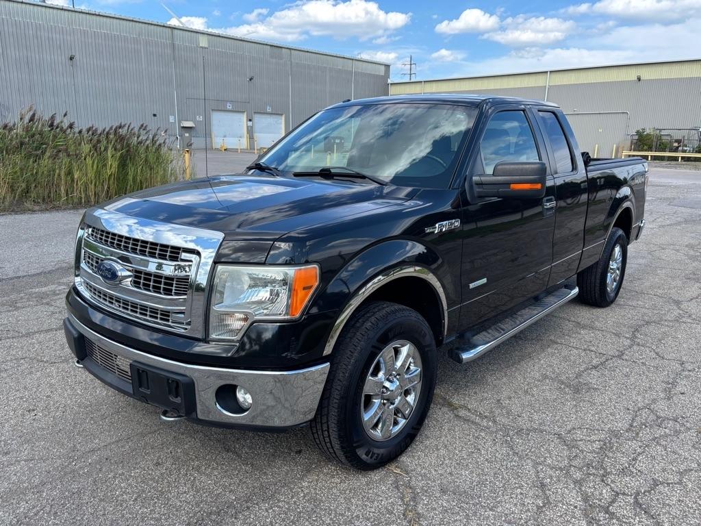 Ford F-150 XL SuperCab 8-ft. Bed 4WD 2013