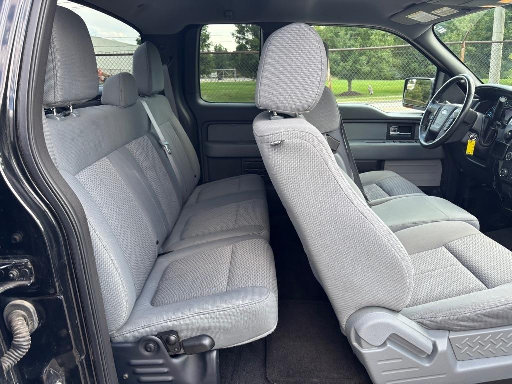 Ford F-150 XL SuperCab 8-ft. Bed 4WD 2013