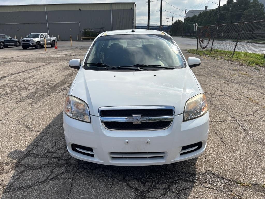 Chevrolet Aveo LS 4-Door 2011