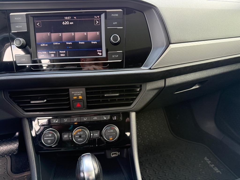 Volkswagen Jetta 1.4T S 8A 2019