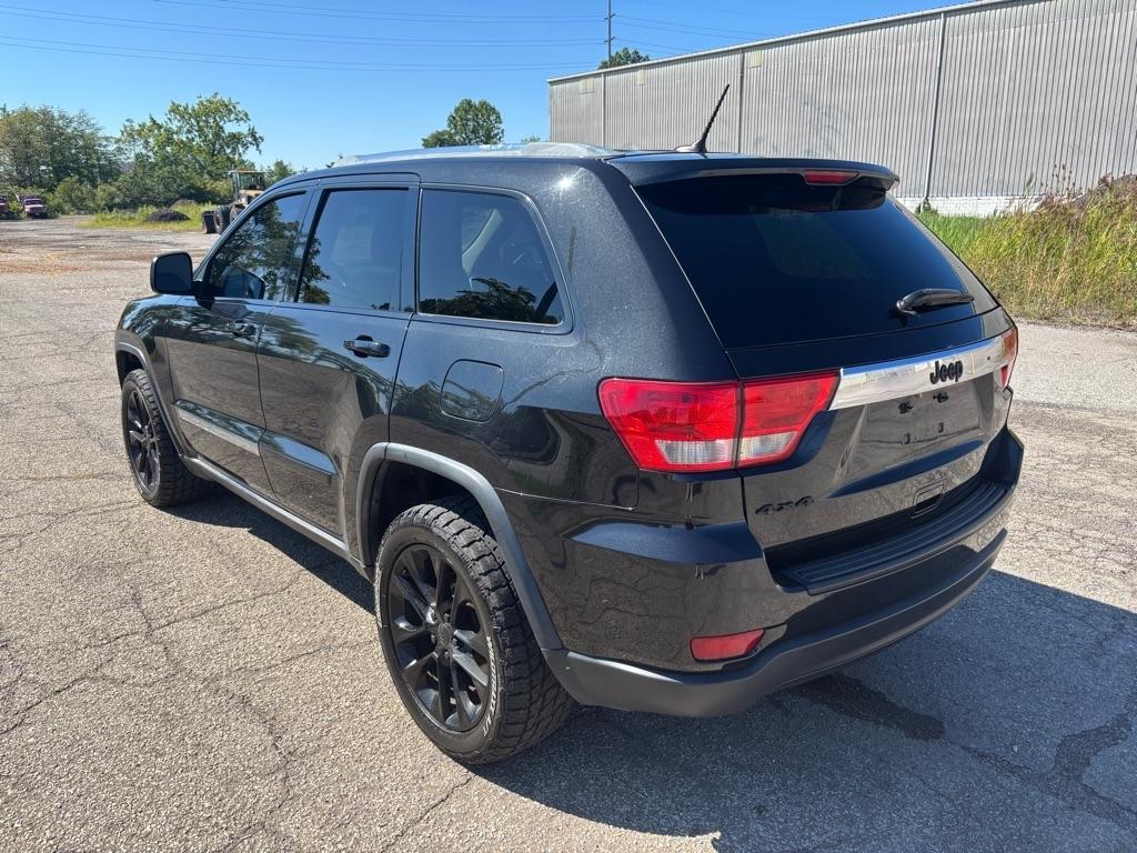 Jeep Grand Cherokee Laredo 4WD 2012