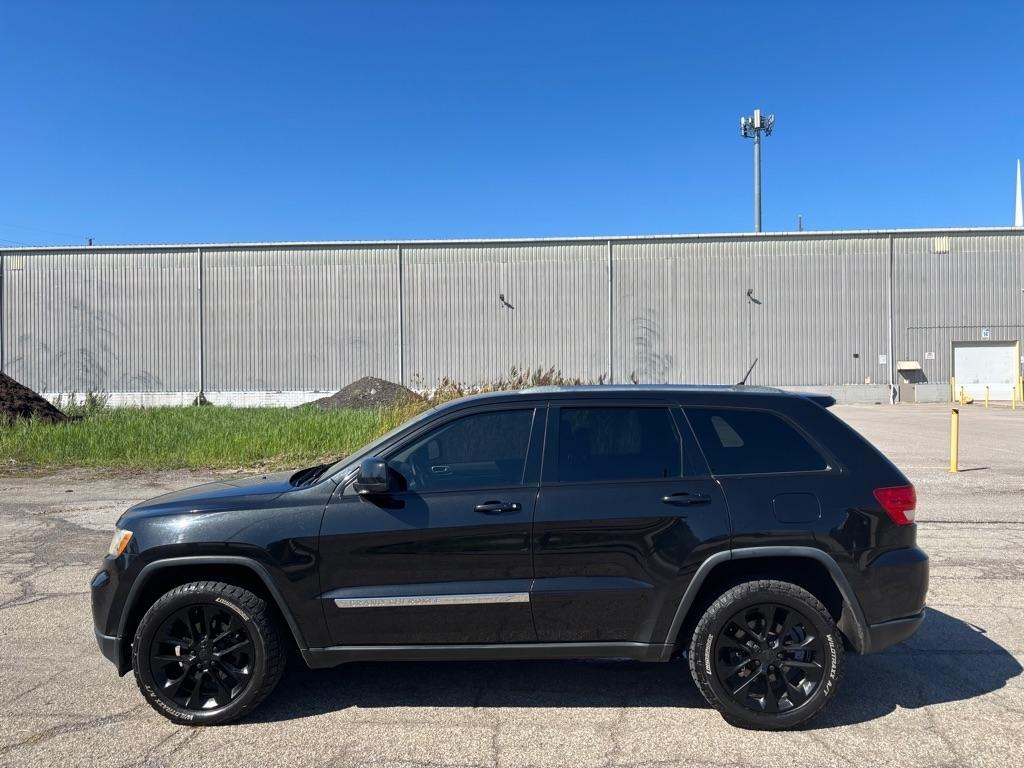 Jeep Grand Cherokee Laredo 4WD 2012