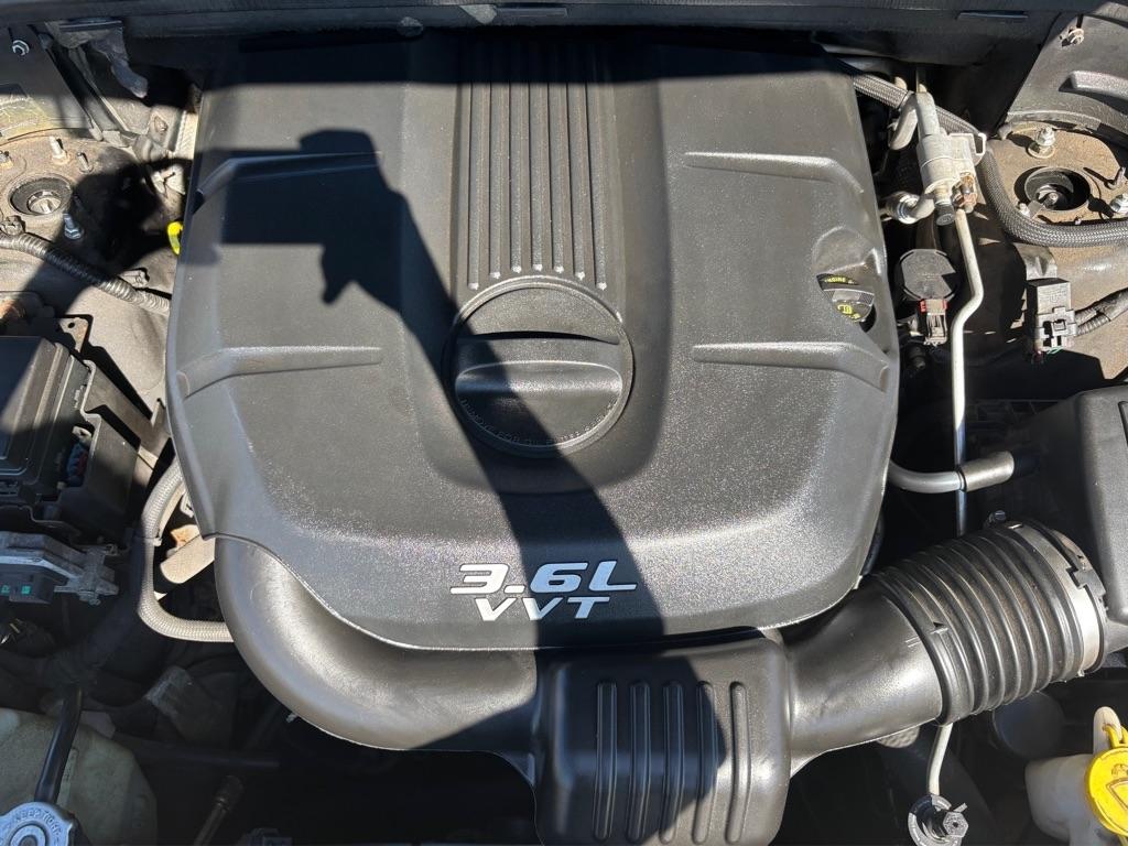 Jeep Grand Cherokee Laredo 4WD 2012