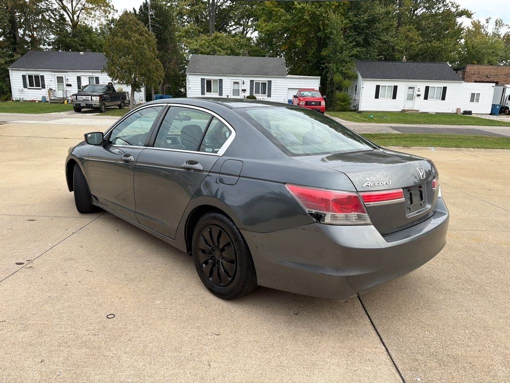 Honda Accord LX sedan AT 2012