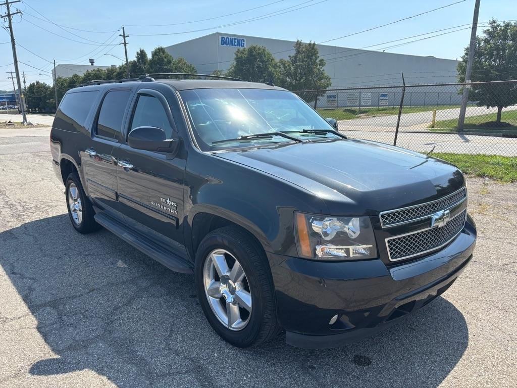 Chevrolet Suburban LS 1500 2WD 2013