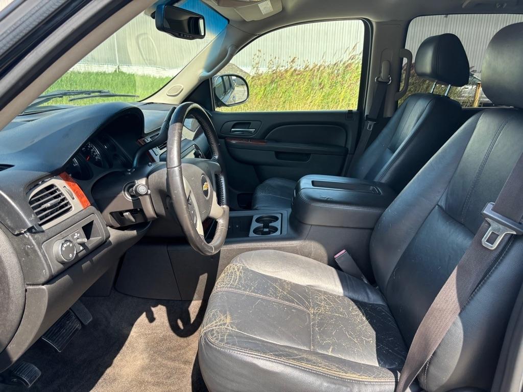Chevrolet Suburban LS 1500 2WD 2013