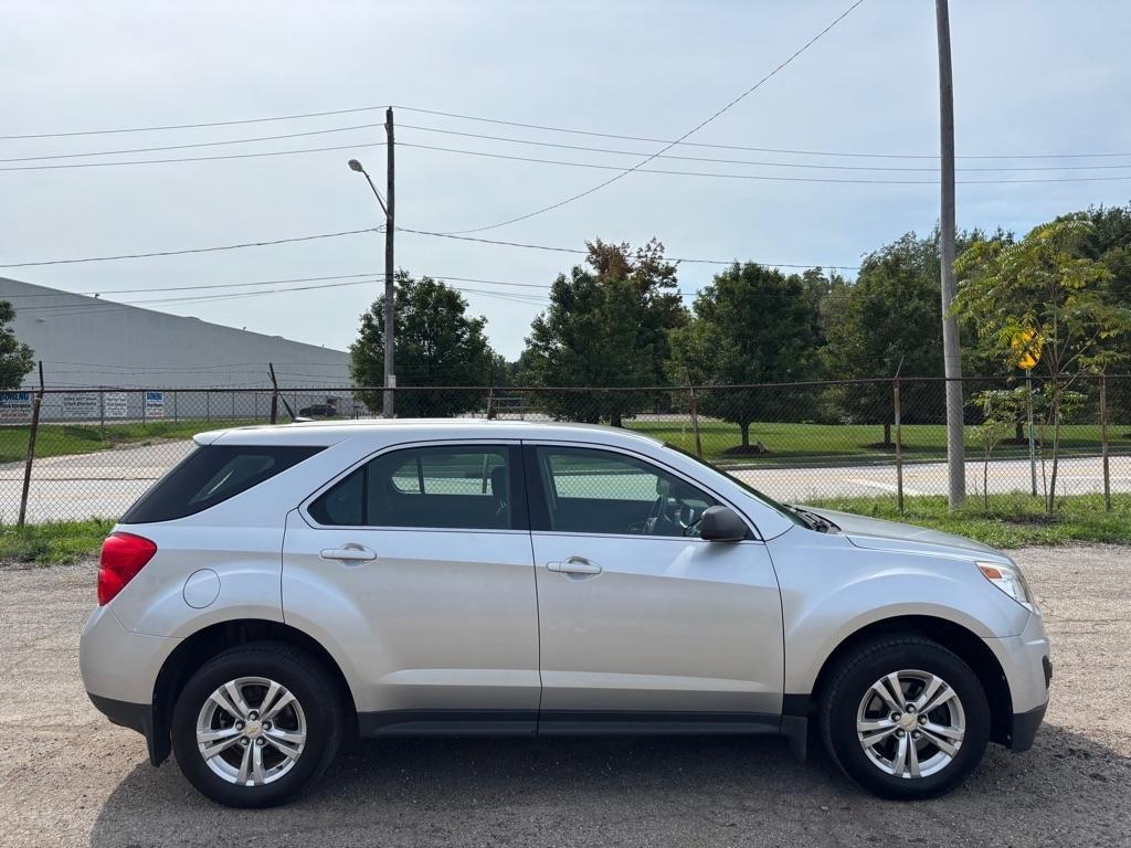 Chevrolet Equinox LS 2WD 2012