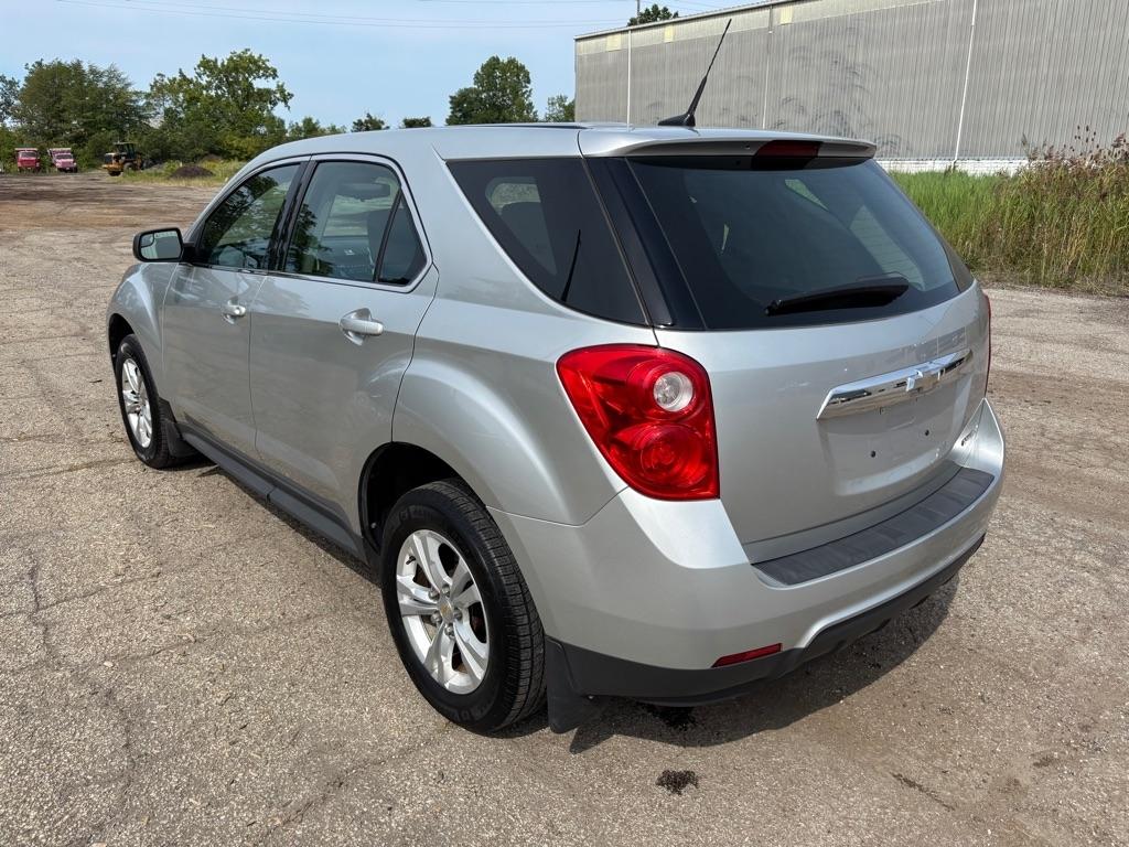 Chevrolet Equinox LS 2WD 2012