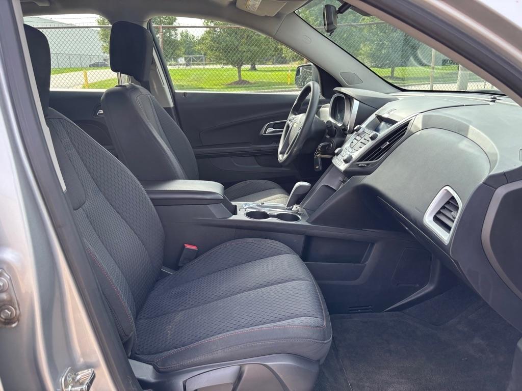 Chevrolet Equinox LS 2WD 2012
