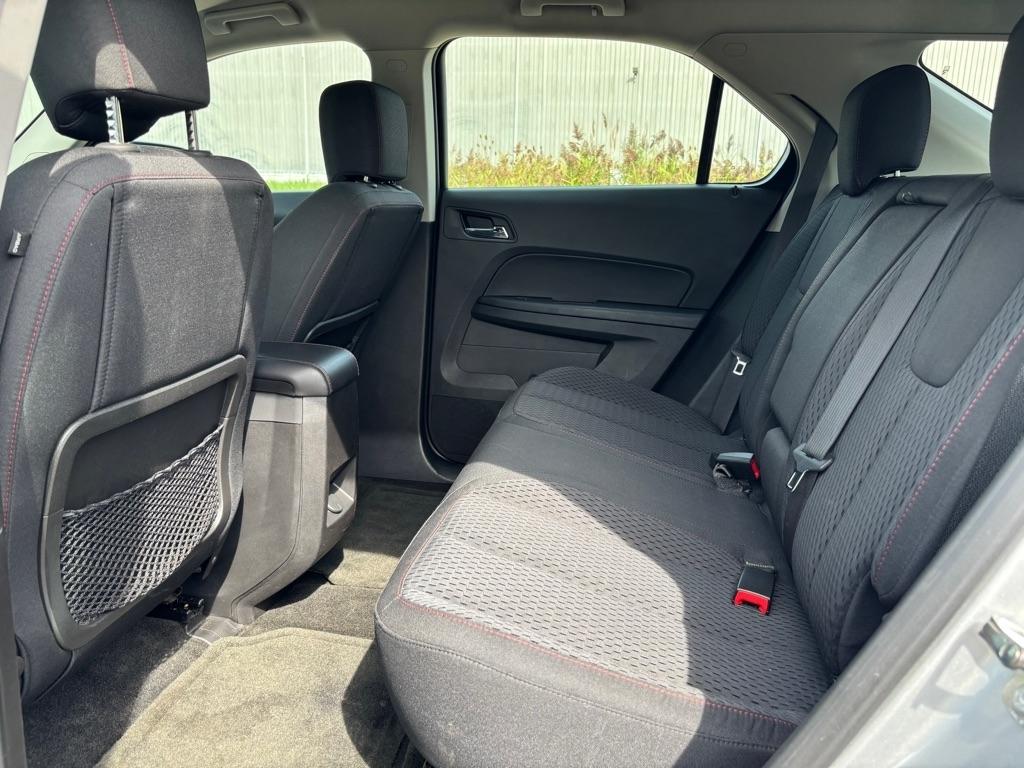 Chevrolet Equinox LS 2WD 2012