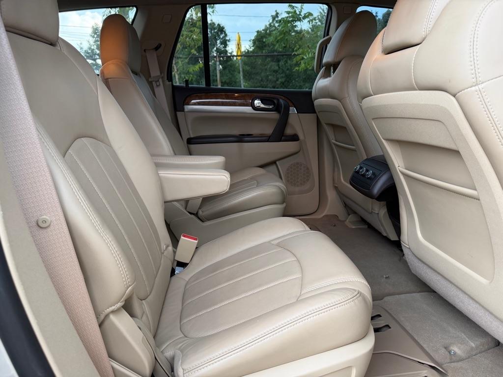 Buick Enclave Leather FWD 2012