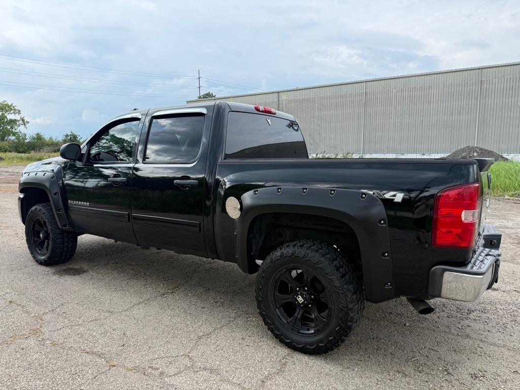 Chevrolet Silverado 1500 LS Crew Cab 4WD 2010