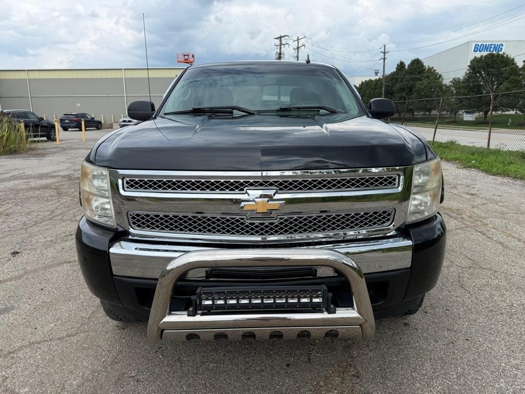 Chevrolet Silverado 1500 LS Crew Cab 4WD 2010
