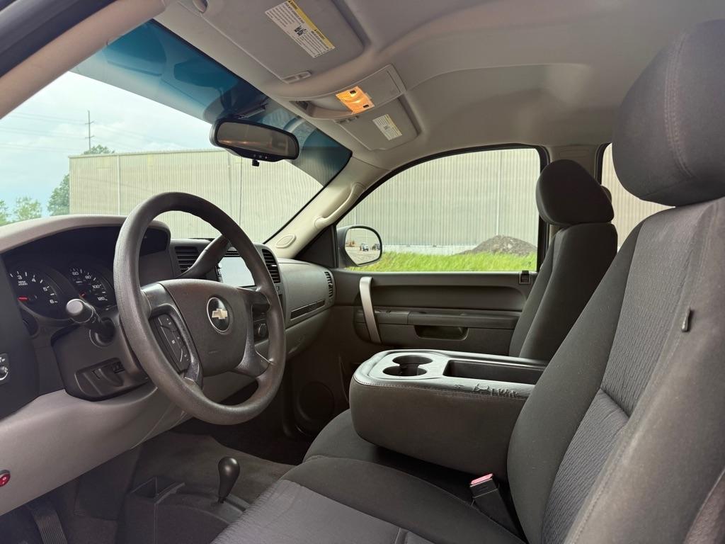 Chevrolet Silverado 1500 LS Crew Cab 4WD 2010