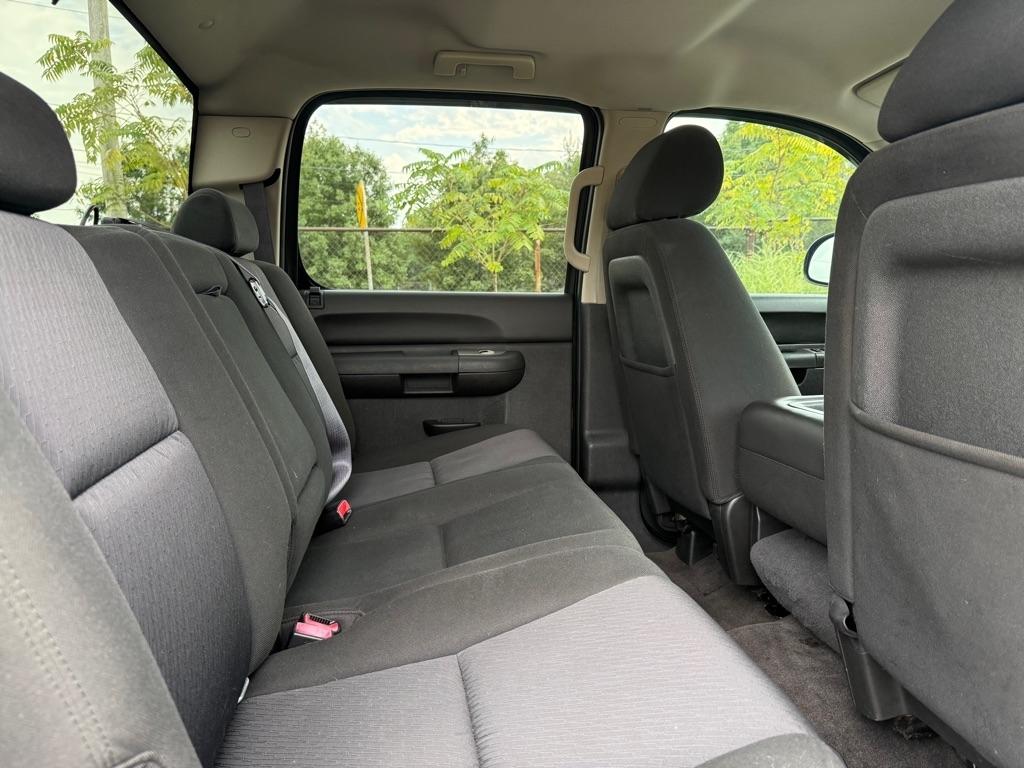 Chevrolet Silverado 1500 LS Crew Cab 4WD 2010