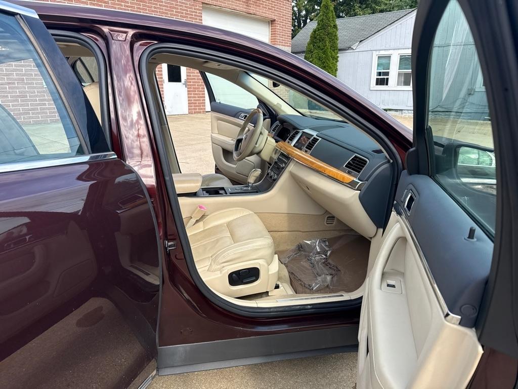 Lincoln MKS FWD 2009