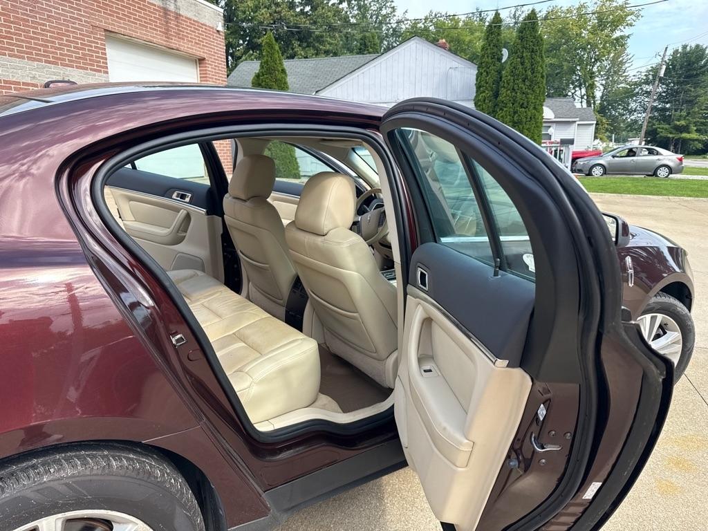 Lincoln MKS FWD 2009
