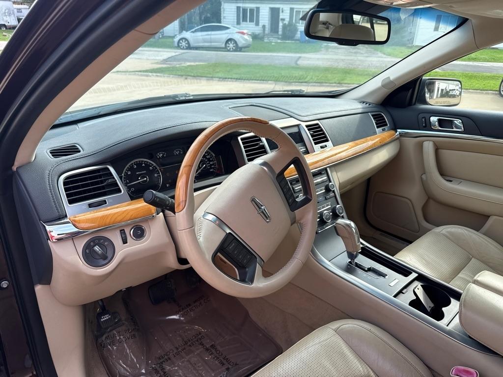 Lincoln MKS FWD 2009