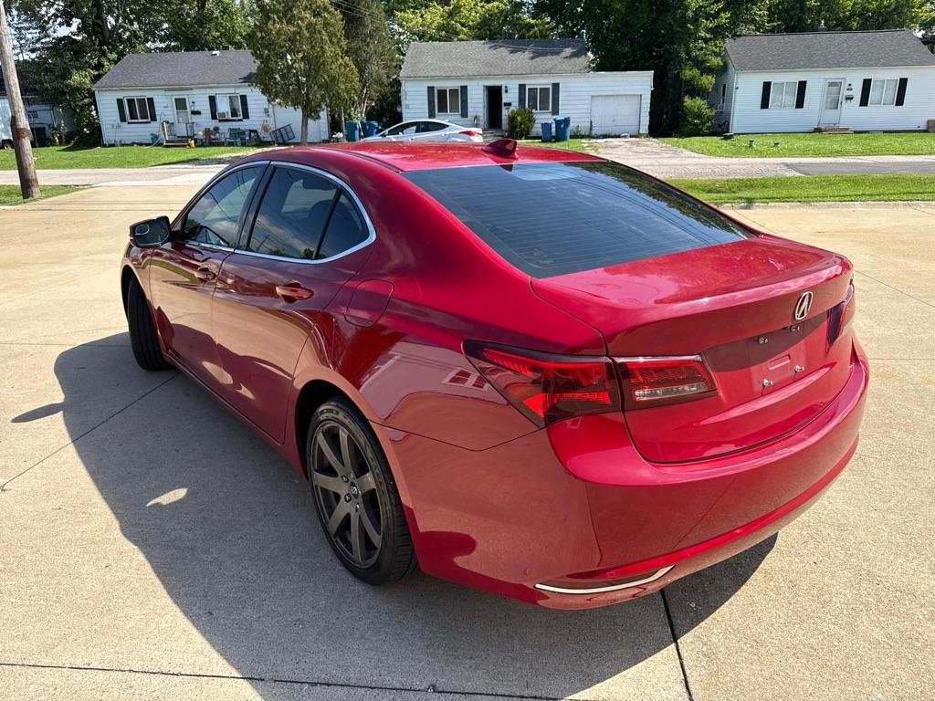 Acura TLX Base 2.4L 2017