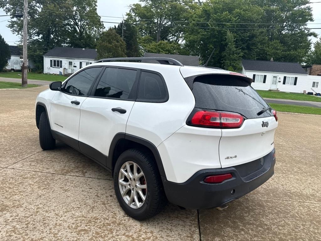 Jeep Cherokee Sport 4WD 2016