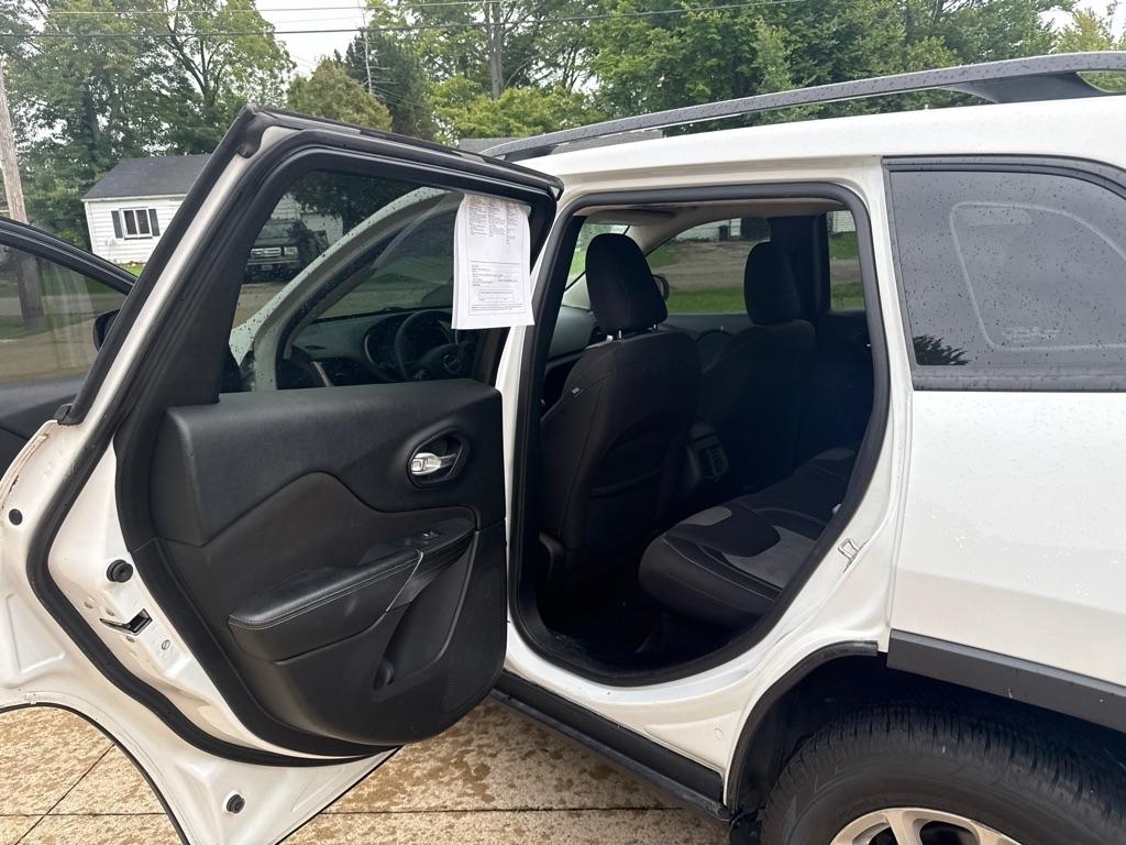 Jeep Cherokee Sport 4WD 2016