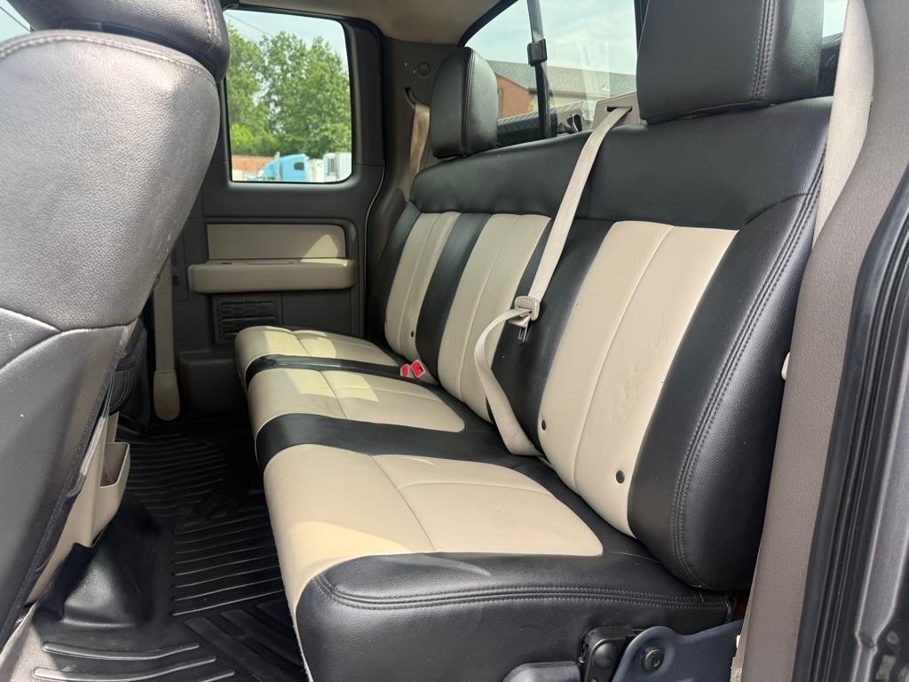 Ford F-150 XL SuperCab 8-ft. Bed 4WD 2010