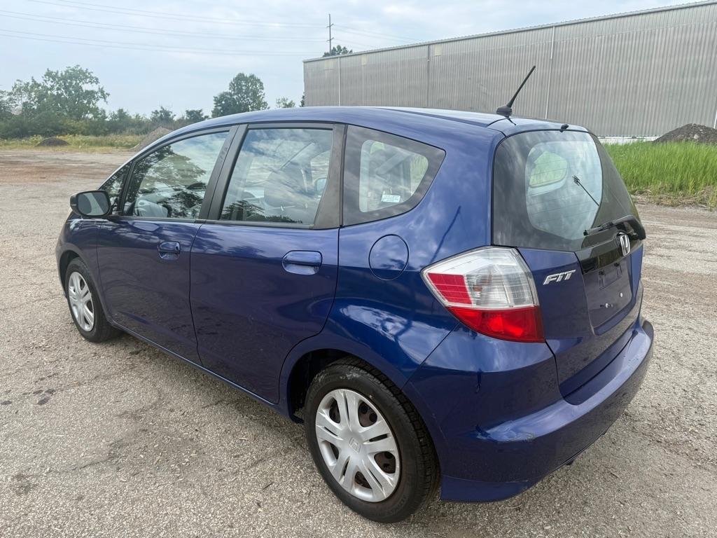 Honda Fit 5-Speed MT 2009