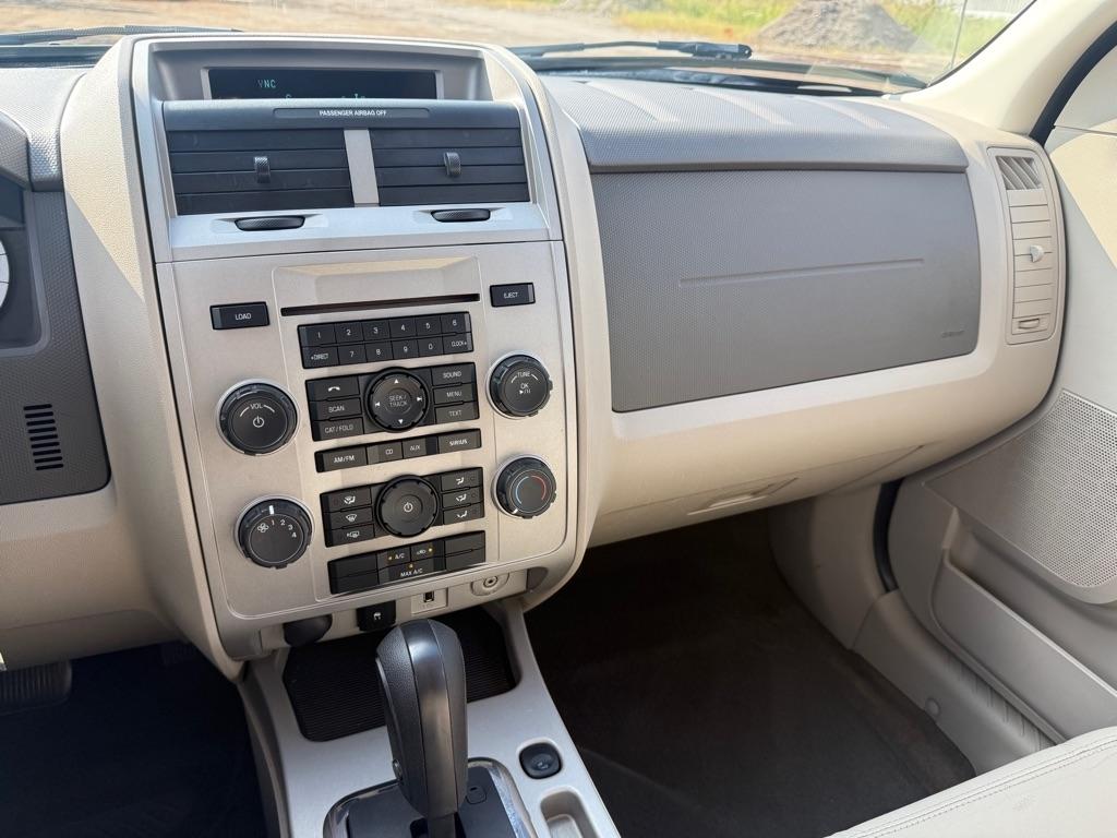 Ford Escape XLT FWD V6 2009