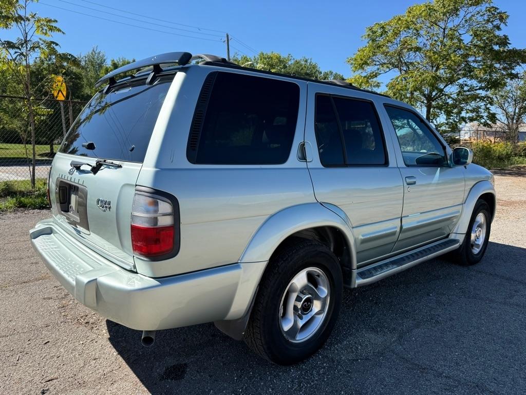 Infiniti QX4 Base 2000
