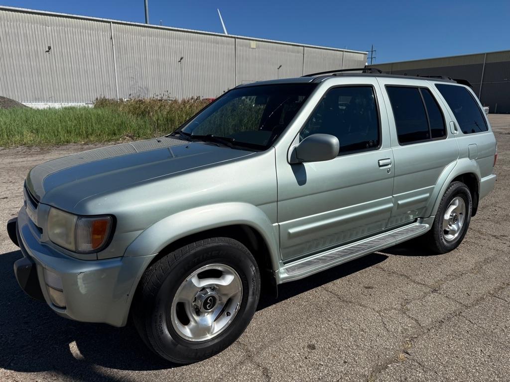 Infiniti QX4 Base 2000