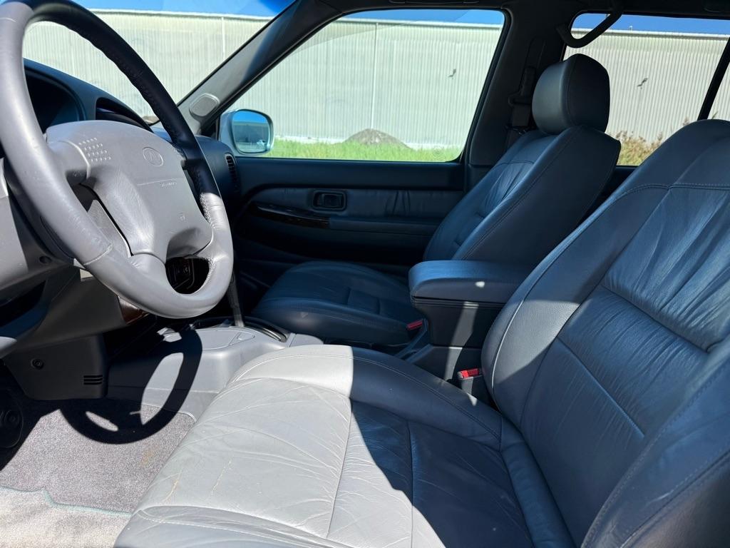 Infiniti QX4 Base 2000