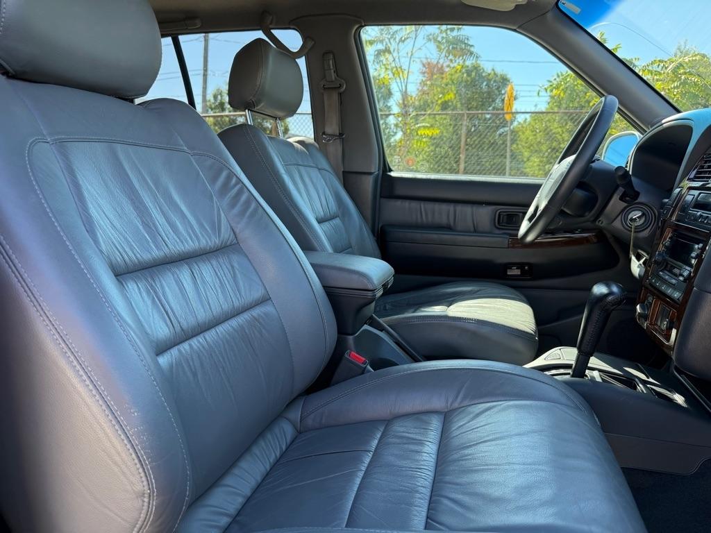 Infiniti QX4 Base 2000