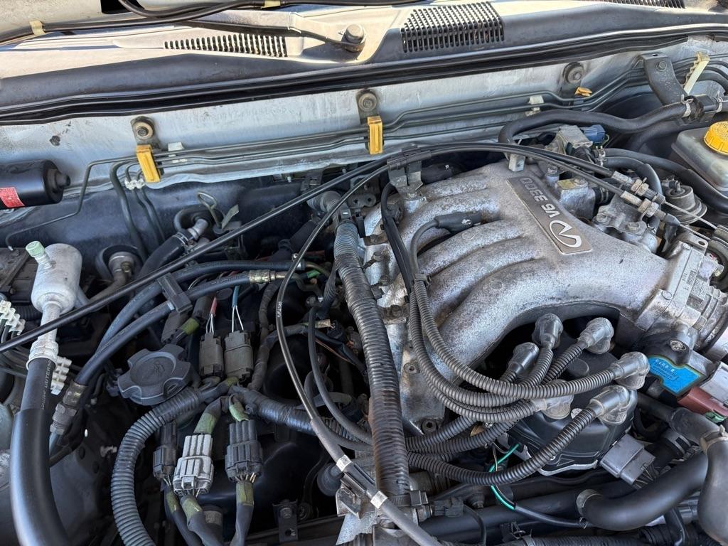 Infiniti QX4 Base 2000