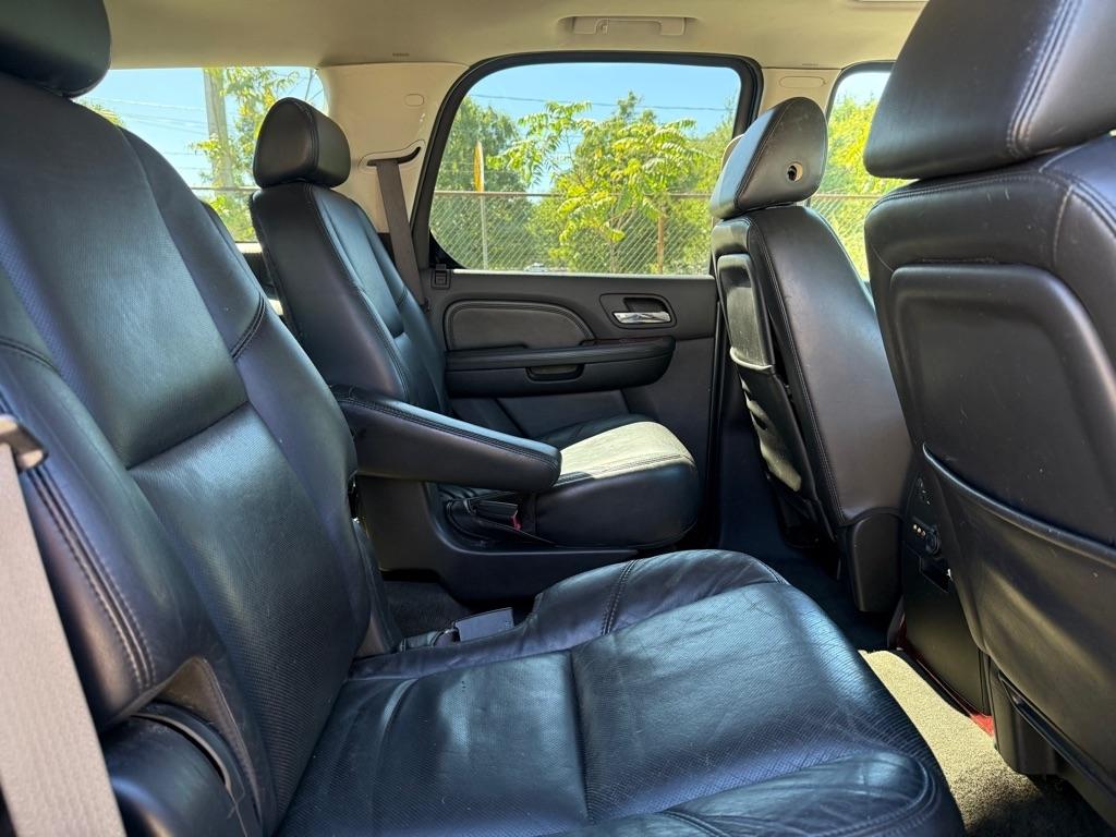 Cadillac Escalade AWD 2008