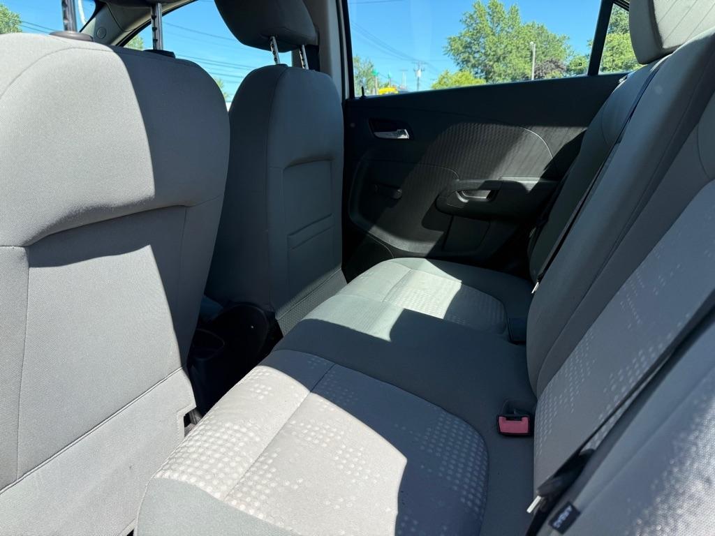 Chevrolet Sonic 2LS Sedan 2012