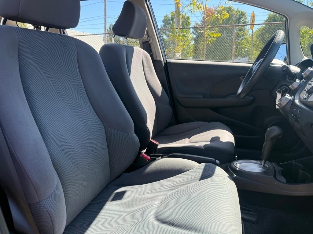 Honda Fit 5-Speed AT 2013