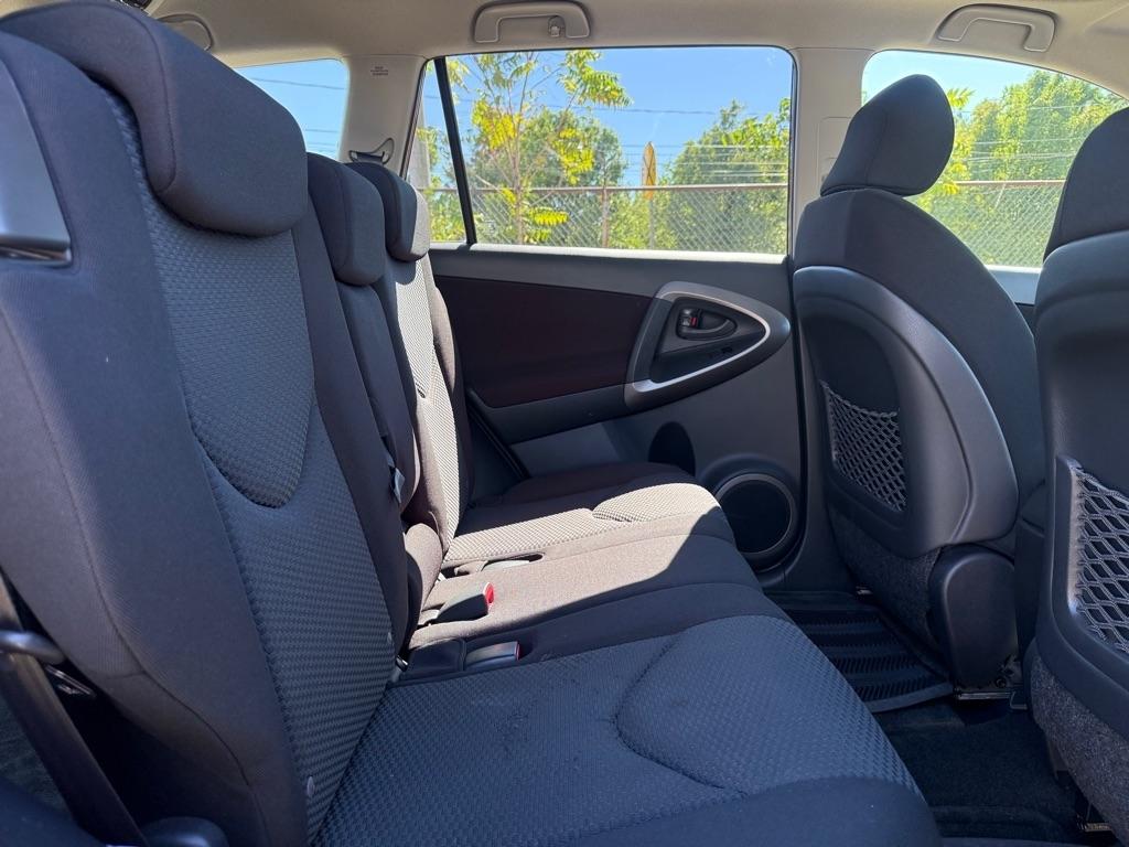 Toyota RAV4 Sport I4 4WD 2007
