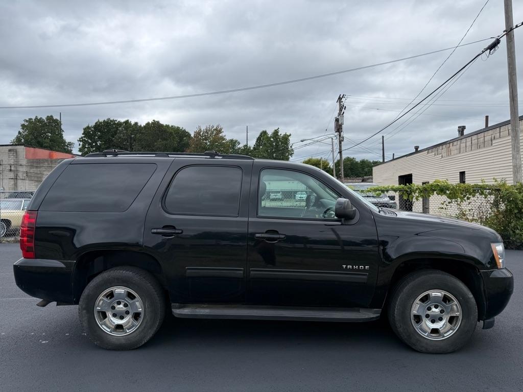 Chevrolet Tahoe LS 4WD 2012