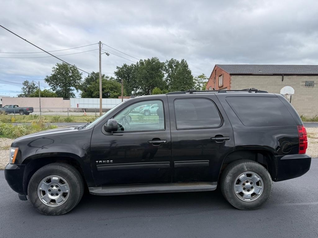 Chevrolet Tahoe LS 4WD 2012