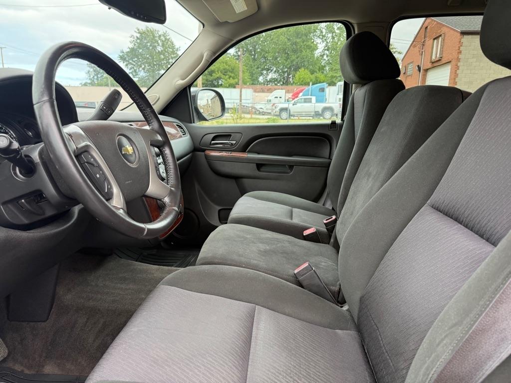 Chevrolet Tahoe LS 4WD 2012